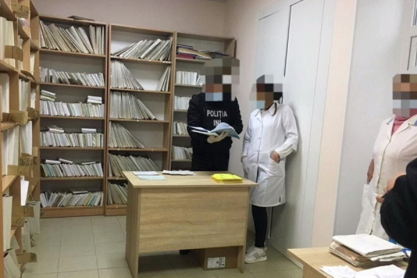 Обыски в Фалештском районе: изъяты сотни ковид-сертификатов