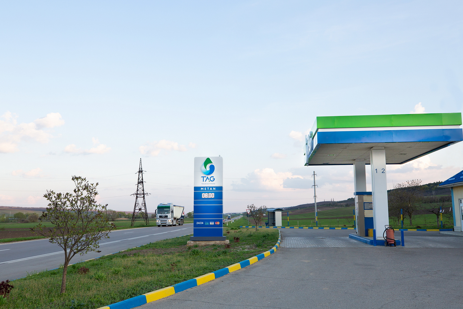 Газовые заправки в Молдове поднимают цену на сжатый газ метан