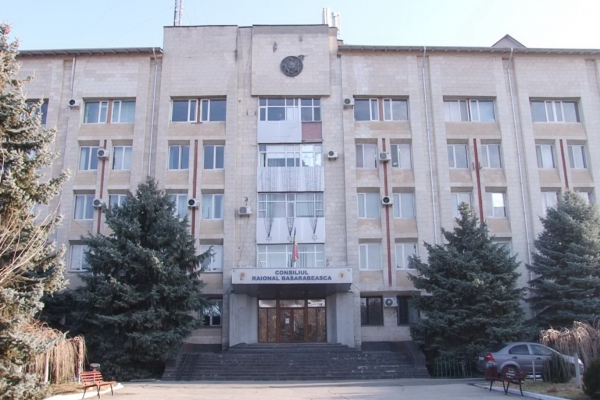 Сами не вытянем – в Бессарабке требуют у правительства компенсаций счетов за газ для школ