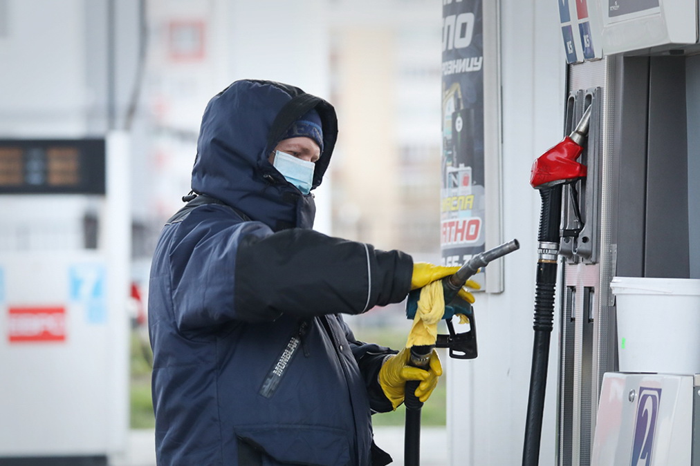 Топливо в Молдове продолжает дешеветь: известны цены на 9 декабря