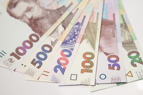 В Украине вакцинированным будут выплачивать по 1000 гривен