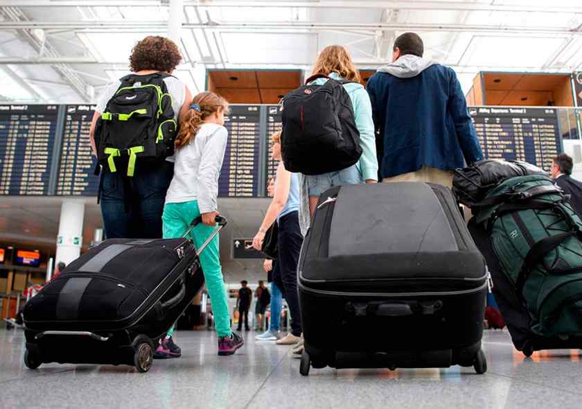 Около 15% граждан Молдовы намерены эмигрировать в ближайшие три года