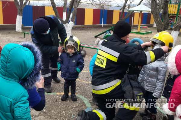 Как быстро вывести детей в безопасное место? В детсадах Конгаза прошли учения по гражданской защите