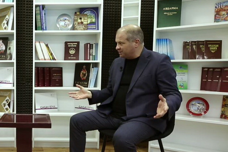 Топал о «качелях» между Исполкомом и НСГ: «От вовлечения примара в политику страдает населенный пункт»