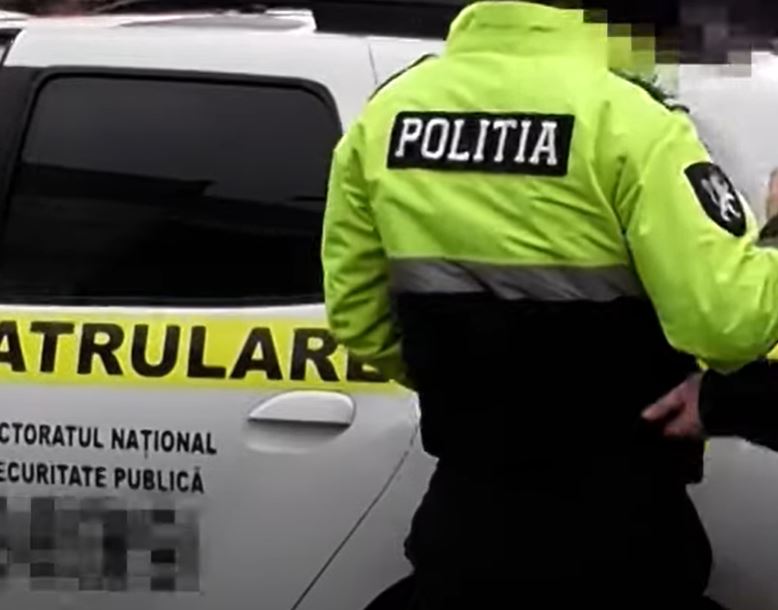 В Кишиневе задержали двух патрульных полицейских за взятку в размере 400 евро