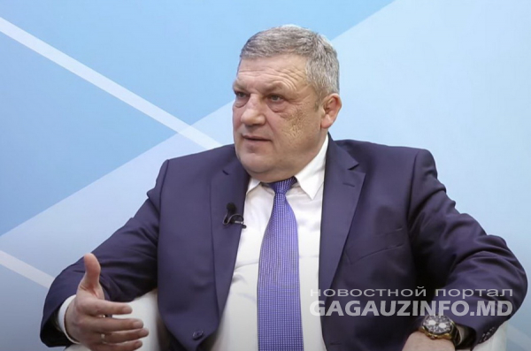 «Попахивает узурпацией власти»: Демьян Карасени о разделе должностей в Народном собрании