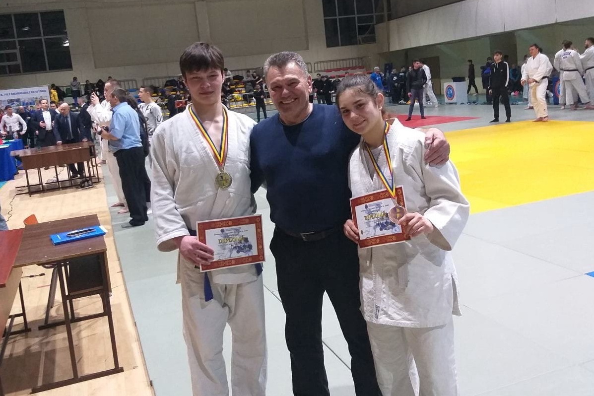 Золото и бронза: дзюдоисты из Гагаузии добились побед на чемпионате Молдовы