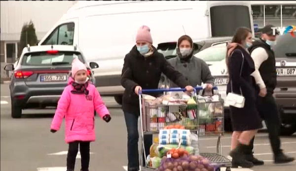 Власти призывают молдаван не паниковать: страна обеспечена всем