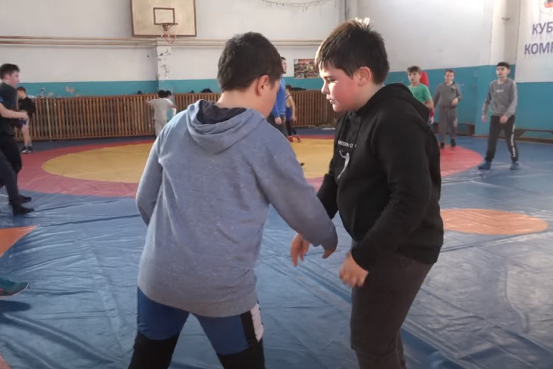 Дети украинских беженцев приступили к занятиям в спортивных секциях Комрата