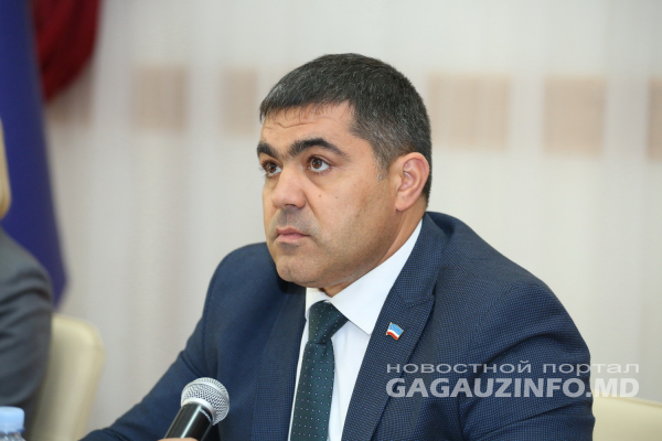 «Из большинства - в меньшинство». Экс-спикер объяснил, почему в НСГ не хотят проведения довыборов