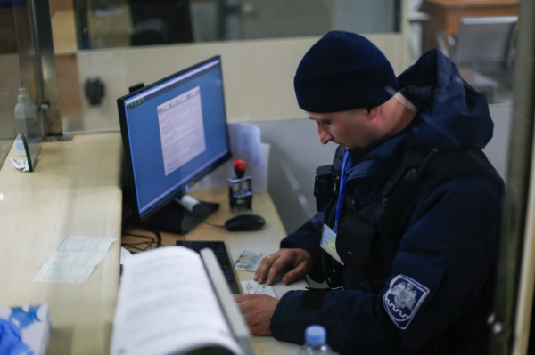 Смогут ли мужчины после 9 мая покинуть Молдову? Отвечает пограничная полиция