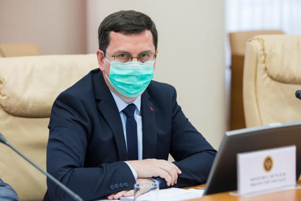 Сколько граждан Молдовы получат 3500 леев за размещение беженцев. Отвечает министр труда