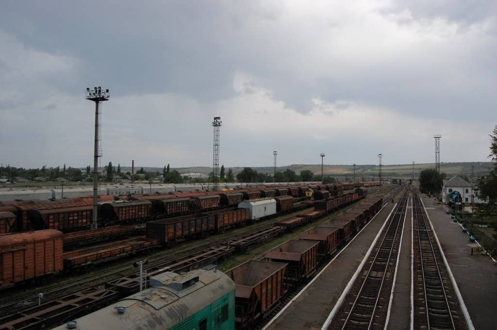 В Бессарабке подписали договор о реабилитации более 200 километров железных дорог