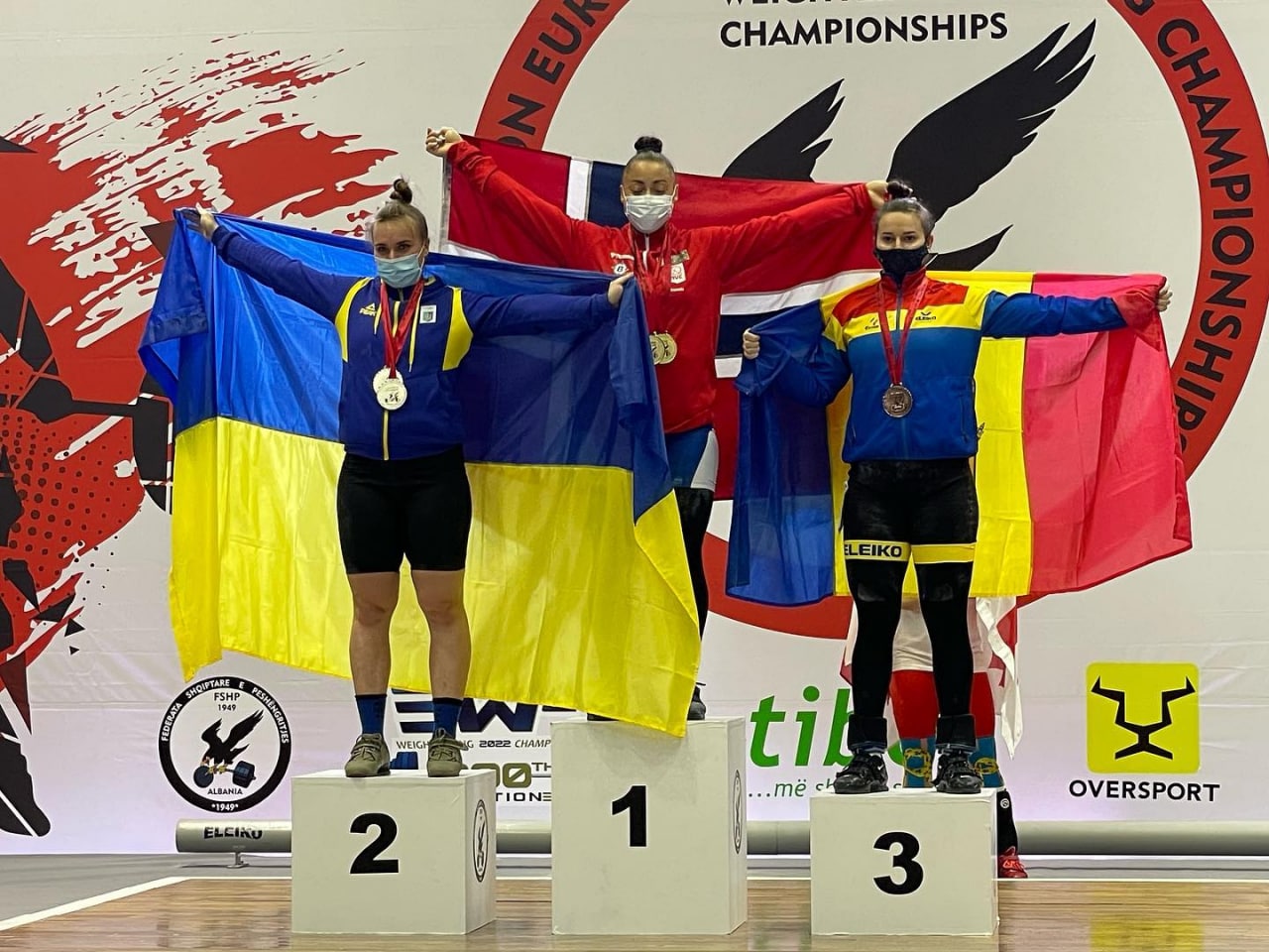 Елена Кыльчик завоевала бронзу на чемпионате Европы по тяжелой атлетике