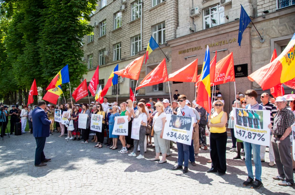 Оппозиция протестует у Минфина против роста цен: «Остановите беспредел»