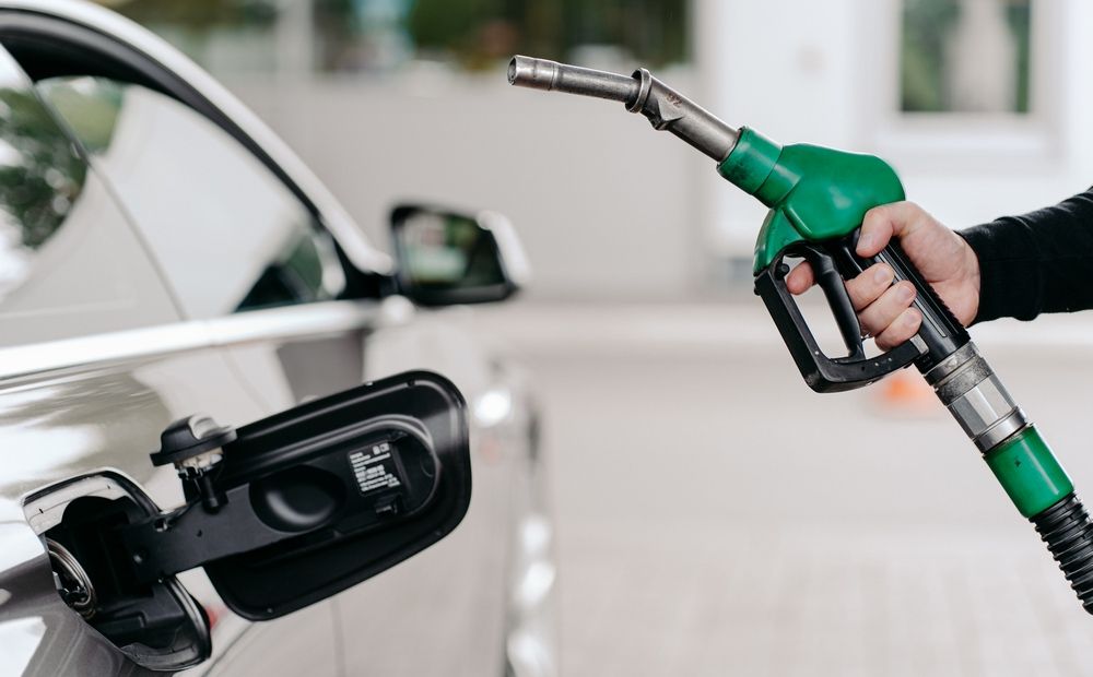 Шокирующий рост цен на топливо одобрило НАРЭ