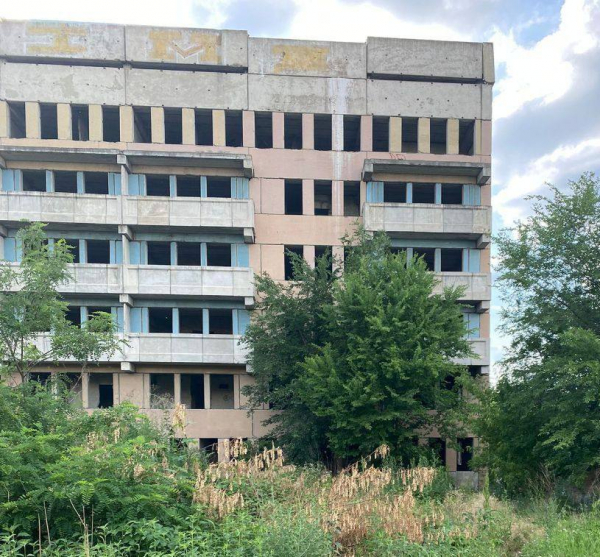 В Кишиневе подросток упал с крыши, делая селфи