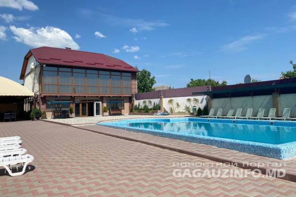 Cпасение от летнего зноя: в Комрате открылись бассейны