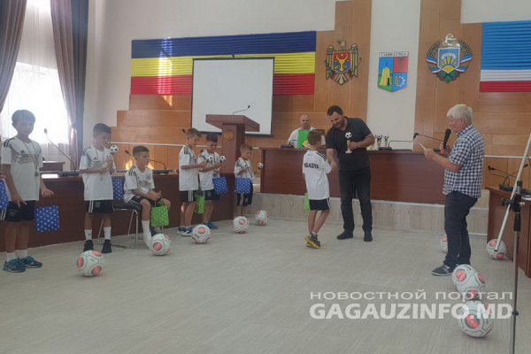 Победу c соревнований в Болгарии привезли юные спортсмены из Чадыр-Лунги