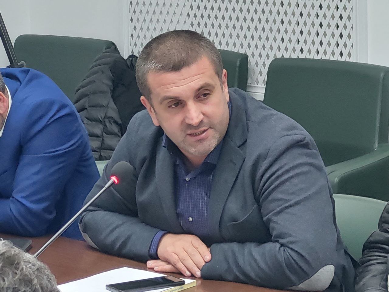 «Хватит уничтожать все на своем пути»: Депутат НСГ назвал «подлостью» идею закрытия Аграрного университета
