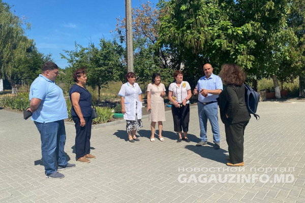 Под «контролем» PAS: депутаты инспектируют программу «Европейское село» в Гагаузии