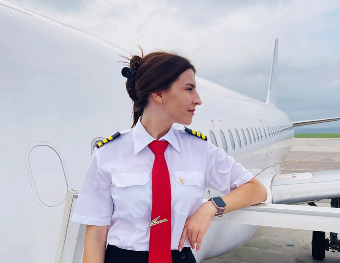 «Это потрясающее ощущение». Первая женщина-пилот в компании Air Moldova рассказала, как воплотила мечту о полетах
