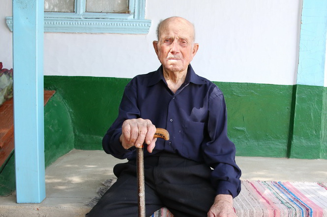 Ни разу не был у врача. Житель Конгаза отметил 100-летний юбилей