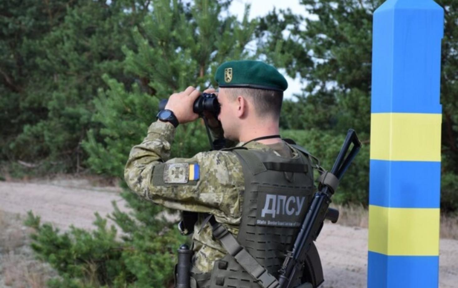 За тысячи долларов и евро: священник из Украины помогал уклонистам пересечь границу с Молдовой