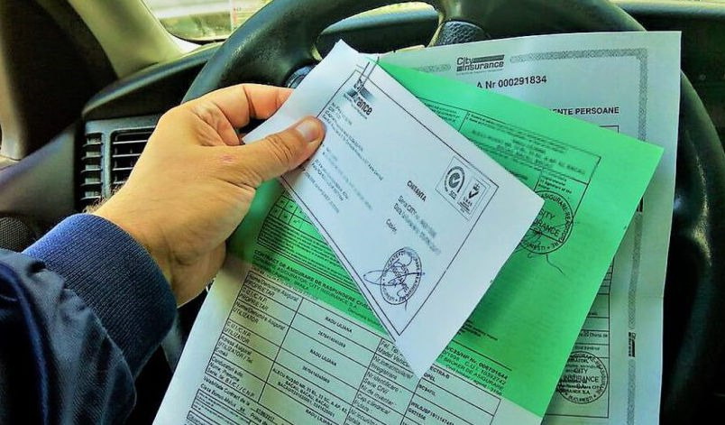 С сегодняшнего дня полис ОСАГО стоит дороже почти на треть
