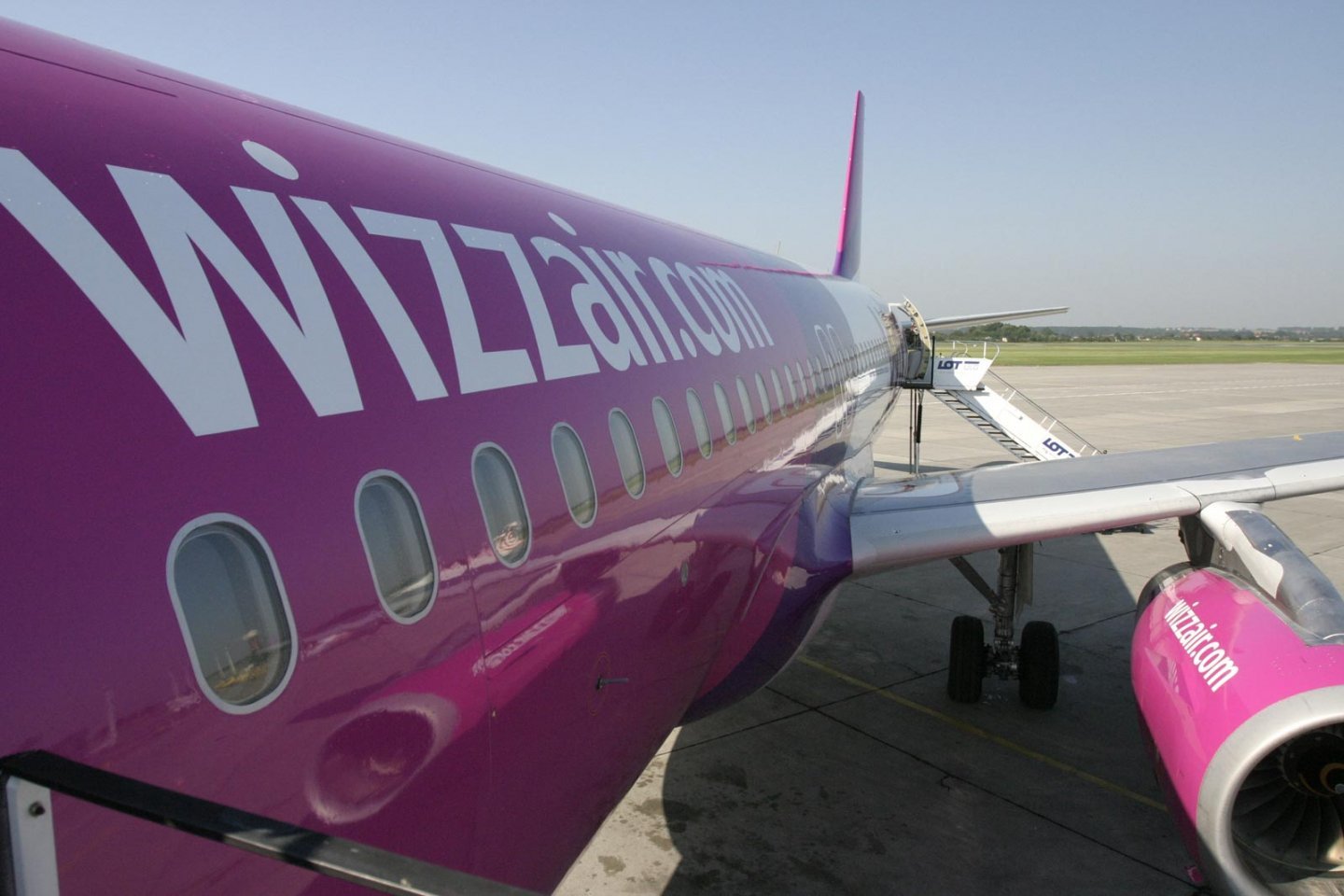 Wizz Air возобновит рейсы из Кишинева по 16 направлениям