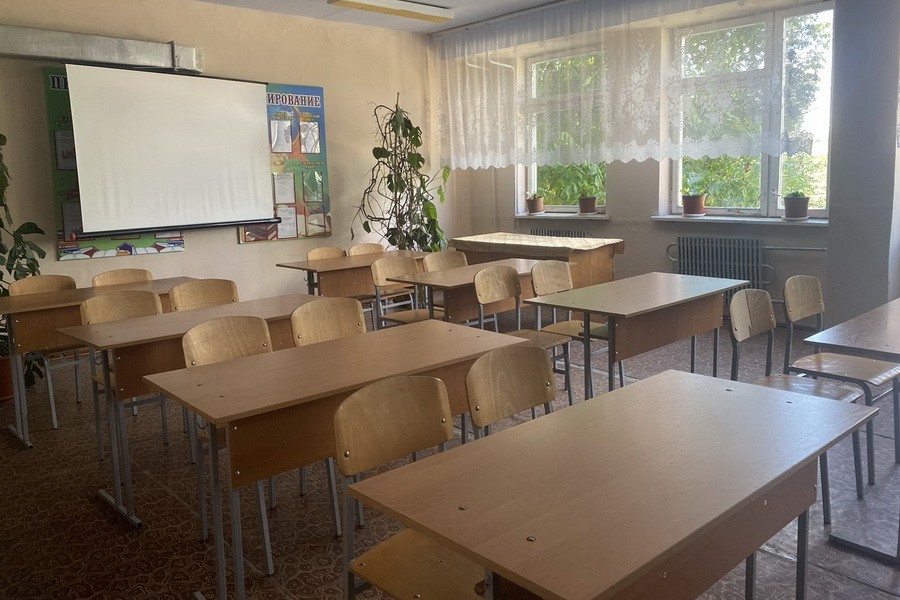 Почему школам Молдовы нельзя уходить на онлайн, объяснила депутат НСГ