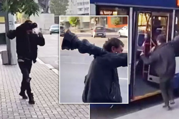 В Кишиневе мужчина украл декоративный столб и сел с ним в троллейбус
