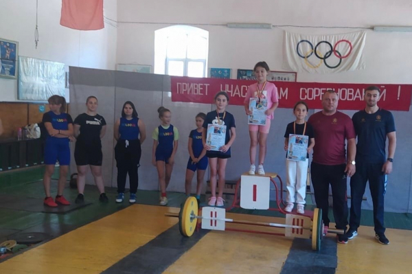 Тяжелоатлеты из Гагаузии снова завоевали медали