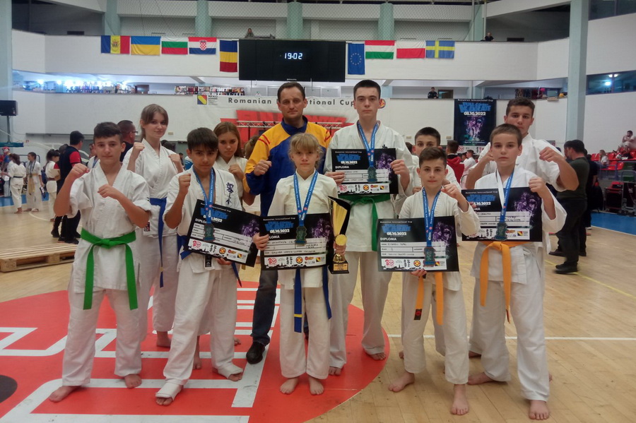 Пятеро спортсменов из Чадыр-Лунги стали призерами соревнований в Румынии