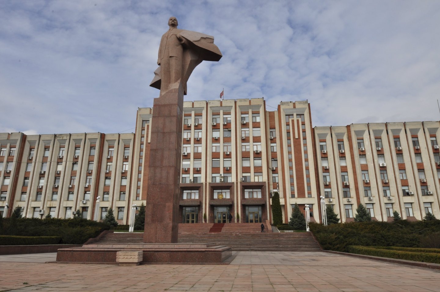 В Приднестровье вводится чрезвычайное экономическое положение