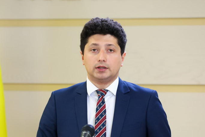 Депутат PAS рад, что молдаване научились экономить: 25 градусов в квартире теперь не будет