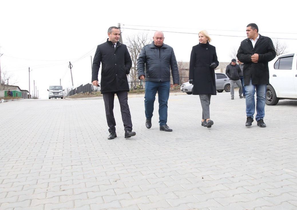 «Наши села становятся местом, приятным для жизни». В Буджаке уложили брусчаткой еще 4 улицы