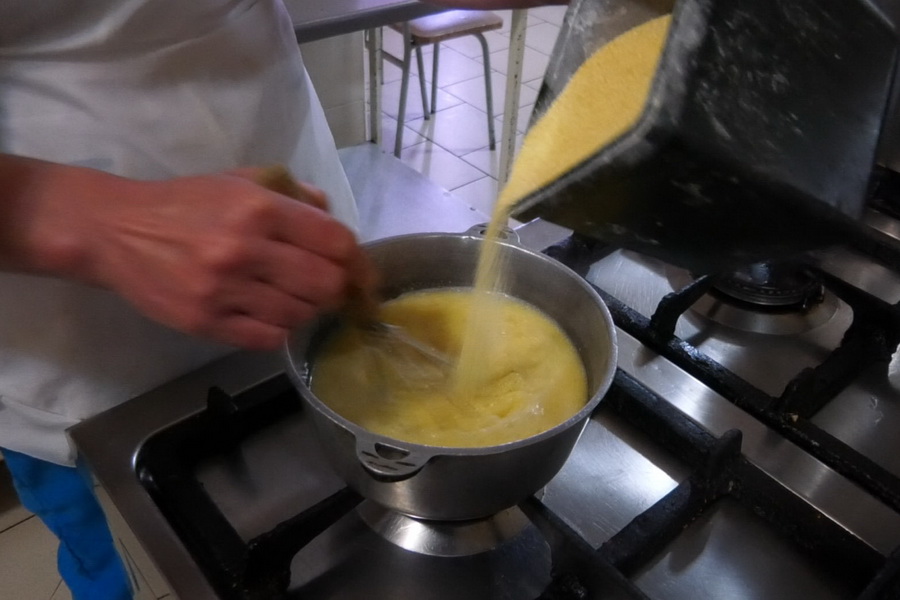 Мамалыга подорожает на треть из-за низкого урожая кукурузы