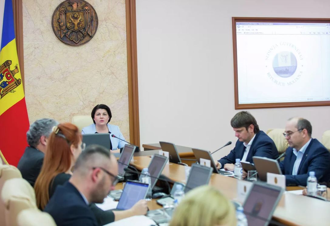 Заседание правительства Молдовы пройдет в Единцах. Что в повестке дня?