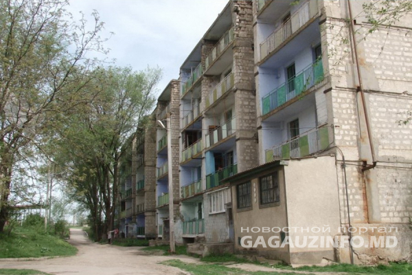 Жителям аварийного дома в Буджаке выделили деньги на новое жилье