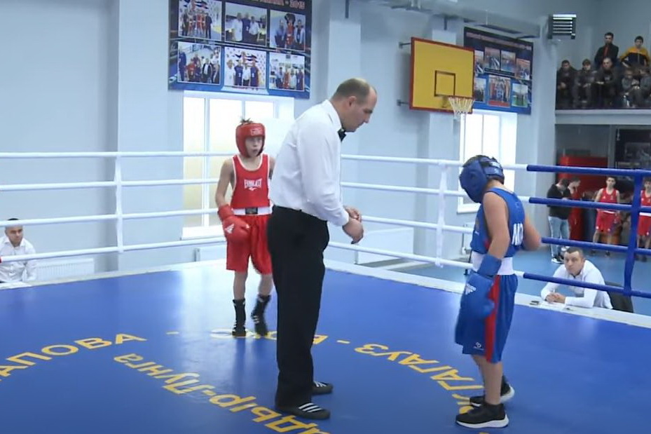 Мужской вид спорта: в Чадыр-Лунге прошли соревнования по боксу