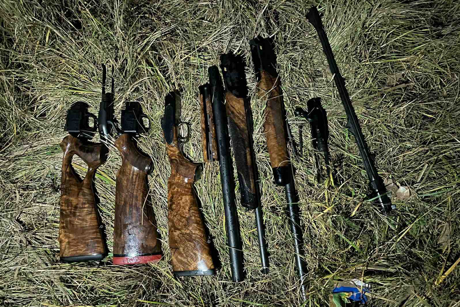Партию оружия на 34 тысячи евро вплавь пытался доставить в Молдову контрабандист