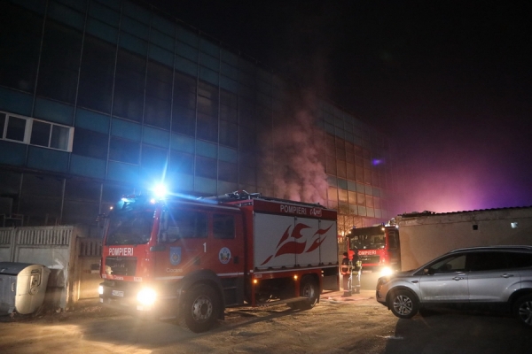 Пожар в Кишиневе: сгорело помещение на крупном заводе Mezon 