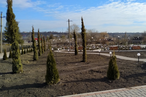 Новый парк в Конгазчике начал принимать первых посетителей