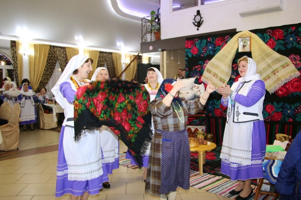 В Гагаузии на Бабий день чествовали женщин