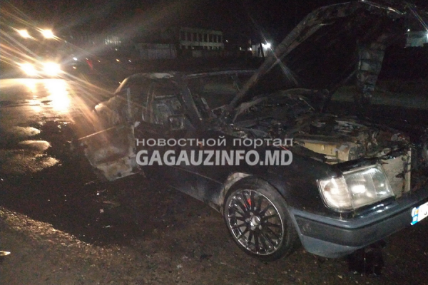 Пожары в Гагаузии: сгорели сразу два автомобиля