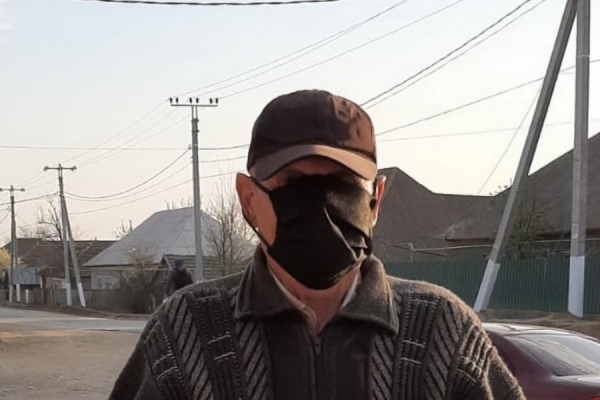 Ажиотаж в Етулии: в селе бесплатно раздают тысячи защитных масок
