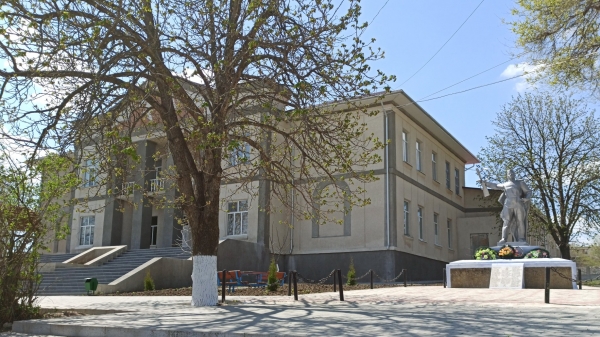 В Казаклии установили обновленный памятник воину-освободителю