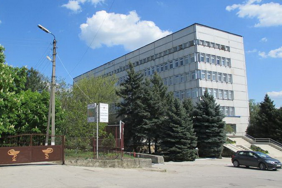 Из чимишлийской больницы сбежал ковид-положительный пациент