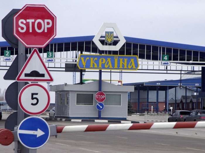 Украина запретила транзит по своей территории иностранным гражданам